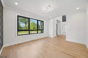 5 Foxcroft Dr, Livingston, NJ 07039 - Photo 4