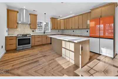 16 Valley View Dr, Rockaway Township, NJ 07866 - Photo 4