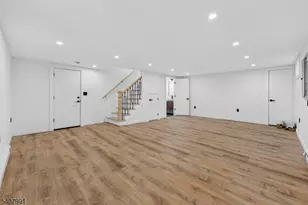 16 Valley View Dr, Rockaway Township, NJ 07866 - Photo 18