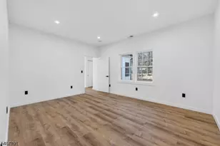 16 Valley View Dr, Rockaway Township, NJ 07866 - Photo 8