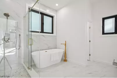 8 Fordham Road, Livingston, NJ 07039 - Photo 24