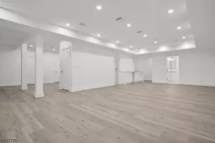 8 Fordham Rd, Livingston, NJ 07039 - Photo 42