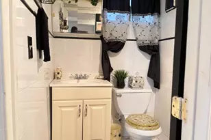 519 Norwood St, East Orange, NJ 07018 - Photo 16