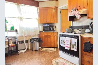 519 Norwood St, East Orange, NJ 07018 - Photo 36