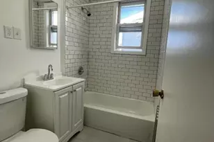 305 Kerrigan Blvd, Newark, NJ 07106 - Photo 2