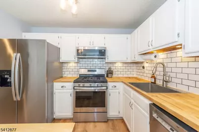 110 Arbor Way, Branchburg Township, NJ 08876 - Photo 6