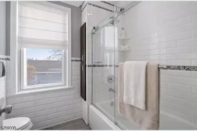 7 Martin St, Paterson, NJ 07501 - Photo 14