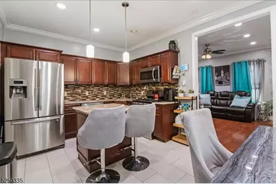 7 Martin St, Paterson, NJ 07501 - Photo 8