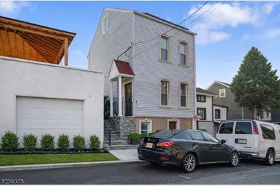 7 Martin St, Paterson, NJ 07501 - Photo 28