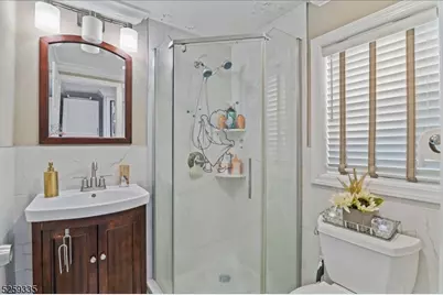 7 Martin St, Paterson, NJ 07501 - Photo 16