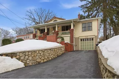 10 Hilltop Trl, Sparta Township, NJ 07871 - Photo 2