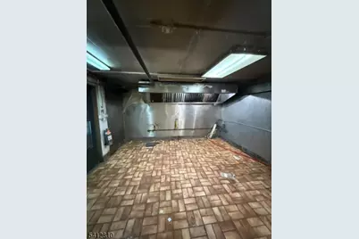 108 Stickles Pond Rd, Andover Township, NJ 07860 - Photo 6