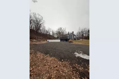 108 Stickles Pond Rd, Andover Township, NJ 07860 - Photo 2