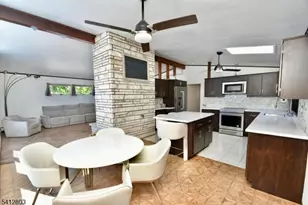 31 Deer Trail Lake Rd, Hardyston Township, NJ 07460 - Photo 4