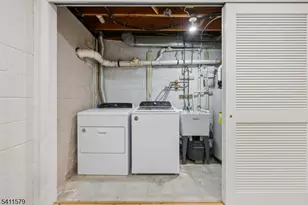 2 Joanne Dr, Denville, NJ 07834 - Photo 32