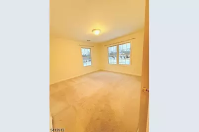 105 Fairchild Ave, Morris Township, NJ 07950 - Photo 8