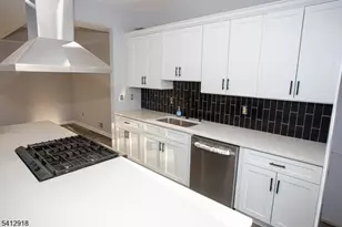 267 Perry Ave, Union Township, NJ 07083 - Photo 12