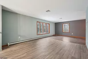 20 Oak St, Vernon, NJ 07422 - Photo 6