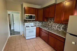 260 Amherst St, East Orange, NJ 07018 - Photo 4