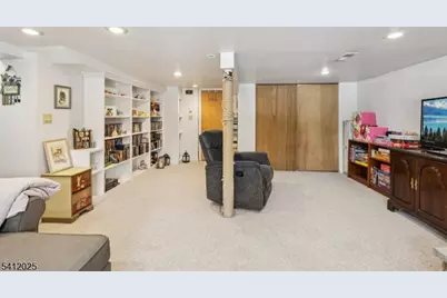 19 Honeyman Pl, Berkeley Heights Township, NJ 07922 - Photo 28