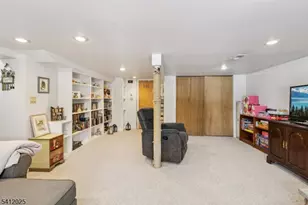 19 Honeyman Pl, Berkeley Heights Township, NJ 07922 - Photo 28