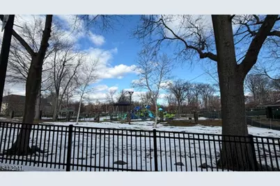 325 79th St #23, North Bergen Twp., NJ 07047 - Photo 10