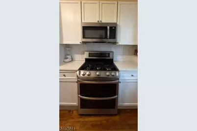 325 79th St #23, North Bergen Twp., NJ 07047 - Photo 6