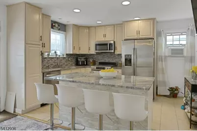 224 Rossiter Ave, Paterson, NJ 07502 - Photo 14