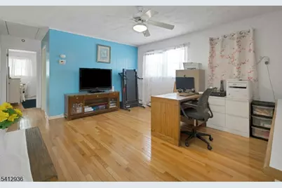 224 Rossiter Ave, Paterson, NJ 07502 - Photo 16