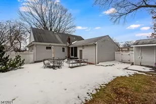 381 Dogwood Dr, Union Township, NJ 07083 - Photo 26