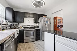 76 Hickory Way, Mount Arlington, NJ 07856 - Photo 8