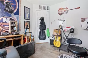 76 Hickory Way, Mount Arlington, NJ 07856 - Photo 16