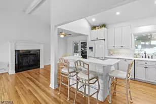 31 Ridge Ct, Cedar Grove, NJ 07009 - Photo 2