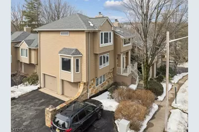 192 Clarken Dr, West Orange Township, NJ 07052 - Photo 22