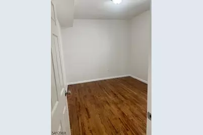 54 Beverly St, Newark, NJ 07108 - Photo 8