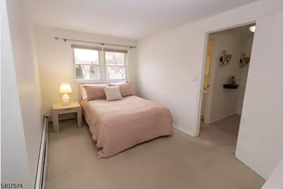 35 Rose Ter, Cedar Grove, NJ 07009 - Photo 14