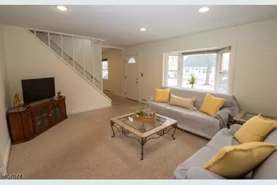 35 Rose Ter, Cedar Grove, NJ 07009 - Photo 2