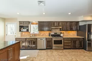 25 Budd St, Randolph Township, NJ 07869 - Photo 16