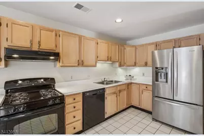 2401 Decatur Ct, Washington Township, NJ 07840 - Photo 12