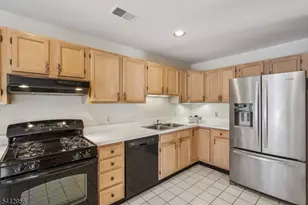 2401 Decatur Ct, Washington Township, NJ 07840 - Photo 12