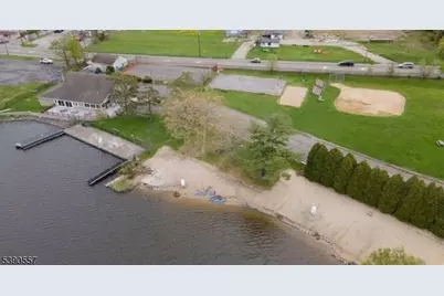 15 Cliff Rd, West Milford, NJ 07480 - Photo 32