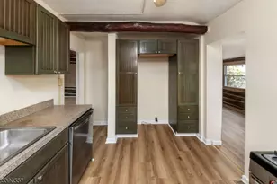 15 Cliff Rd, West Milford, NJ 07480 - Photo 4