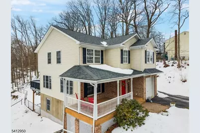 6 Flora Ave, Hopatcong, NJ 07874 - Photo 4