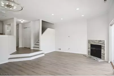 9 Maple Ln, Mount Arlington, NJ 07856 - Photo 8