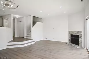 9 Maple Ln, Mount Arlington, NJ 07856 - Photo 8