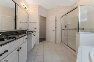 12 Republic Row, Franklin Township, NJ 08873 - Photo 22