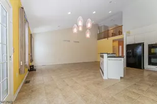 12 Republic Row, Franklin Township, NJ 08873 - Photo 14