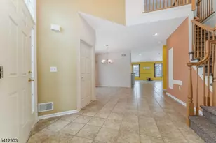 12 Republic Row, Franklin Township, NJ 08873 - Photo 4