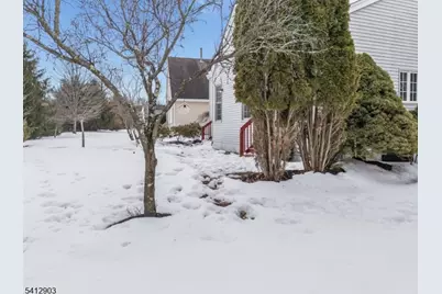 12 Republic Row, Franklin Township, NJ 08873 - Photo 40