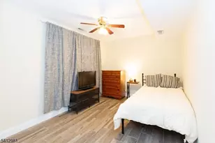 930 Cushing Pl, Plainfield City, NJ 07062 - Photo 30